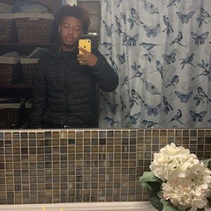 Meet your Posher, Kyle